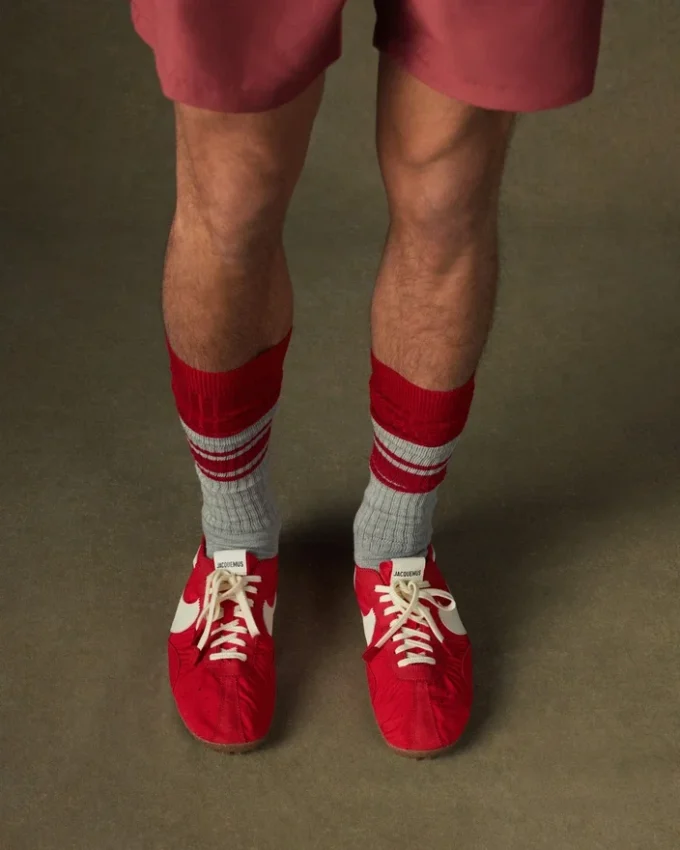 Moon Shoe Jacquemus + Nike Baskets unisexes Moon Shoes – Collaboration JACQUEMUS + Nike Moon Shoe Jacquemus + Nike Baskets unisexes Moon Shoes – Collaboration JACQUEMUS + Nike