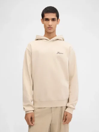 Sweat à capuche London Sweat à capuche logo – vendu exclusivement en ligne et dans notre boutique de Londres Sweat à capuche London Sweat à capuche logo – vendu exclusivement en ligne et dans notre boutique de Londres