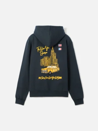 sweat capuche nyc cab sweat capuche logo vendu exclusivement en ligne et dans notre boutique de new york 2 330x440 - Sweat &agrave; capuche NYC Cab Sweat &agrave; capuche logo - vendu exclusivement en ligne et dans notre boutique de New York