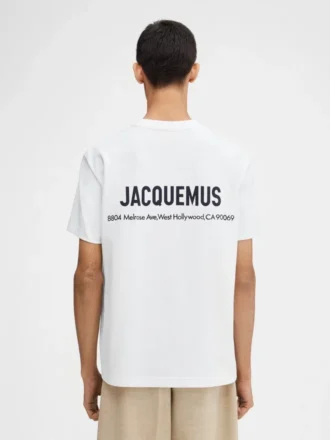 T-shirt avec l’adresse de Los Angeles T-shirt à manches courtes avec adresse et logo imprimés – vendu exclusivement en ligne et dans notre boutique de Los Angeles T-shirt avec l’adresse de Los Angeles T-shirt à manches courtes avec adresse et logo imprimés – vendu exclusivement en ligne et dans notre boutique de Los Angeles