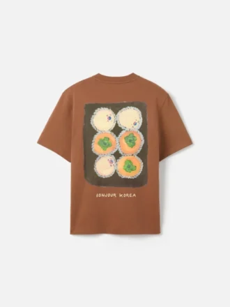 T-shirt Bonjour Korea T-shirt logo – vendu exclusivement en ligne et dans nos points de vente en Corée du Sud T-shirt Bonjour Korea T-shirt logo – vendu exclusivement en ligne et dans nos points de vente en Corée du Sud