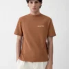 T-shirt Bonjour Korea T-shirt logo – vendu exclusivement en ligne et dans nos points de vente en Corée du Sud