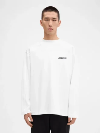T-shirt à manches longues avec adresse imprimée et logo – vendu exclusivement en ligne et dans notre boutique de New York T-shirt à manches longues avec adresse imprimée et logo – vendu exclusivement en ligne et dans notre boutique de New York