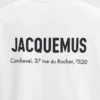 T-shirt à manches longues avec adresse imprimée T-shirt à manches longues avec adresse et logo imprimés – vendu exclusivement en ligne et dans notre boutique de Courchevel