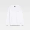 Le t-shirt à manches longues Montaigne Adresse T-shirt à manches longues avec adresse et logo imprimés – vendu exclusivement en ligne et dans notre boutique parisienne